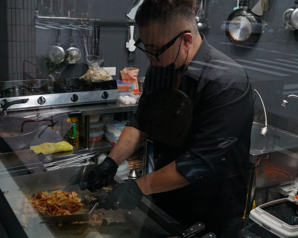 一日台南旅遊懶人包|跟著在地人親身走訪才敢推薦!一次收錄異國料理名店、隱藏版藝術系咖啡廳與景色滿分住宿,從早玩到晚不踩雷!照著排就能輕鬆擁有精彩台南旅遊〜 一日台南旅遊懶人包|跟著在地人親身走訪才敢推薦!一次收錄異國料理名店、隱藏版藝術系咖啡廳與景色滿分住宿,從早玩到晚不踩雷!照著排就能輕鬆擁有精彩台南旅遊〜