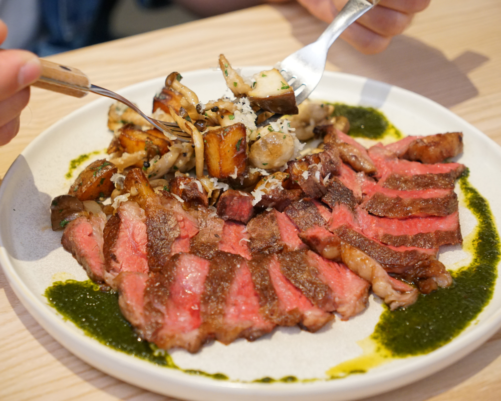 一日台南旅遊懶人包|跟著在地人親身走訪才敢推薦!一次收錄異國料理名店、隱藏版藝術系咖啡廳與景色滿分住宿,從早玩到晚不踩雷!照著排就能輕鬆擁有精彩台南旅遊〜 一日台南旅遊懶人包|跟著在地人親身走訪才敢推薦!一次收錄異國料理名店、隱藏版藝術系咖啡廳與景色滿分住宿,從早玩到晚不踩雷!照著排就能輕鬆擁有精彩台南旅遊〜